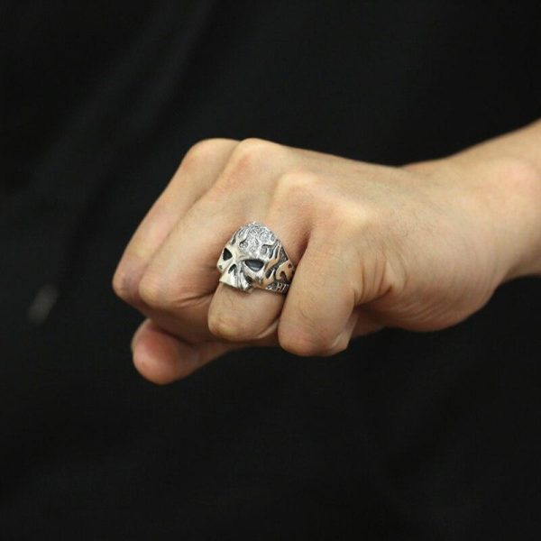 Bague Crâne du Jugement