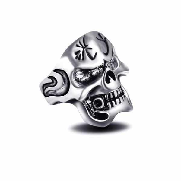 Bague Skull Gravé en Acier