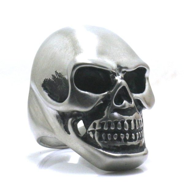 Bague Tête de Mort en Acier