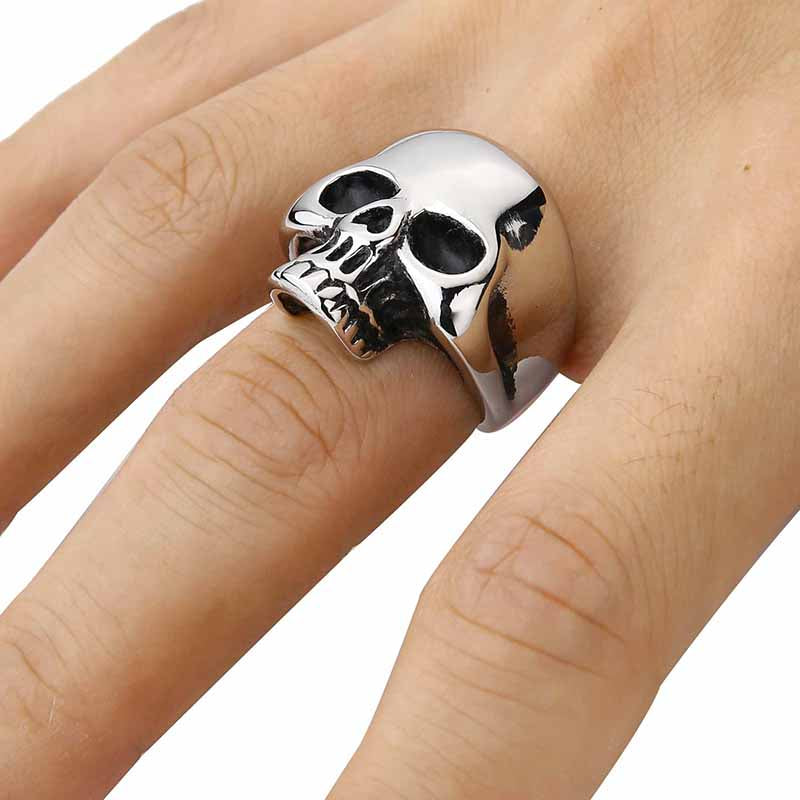 Bague Crâne et Crocs