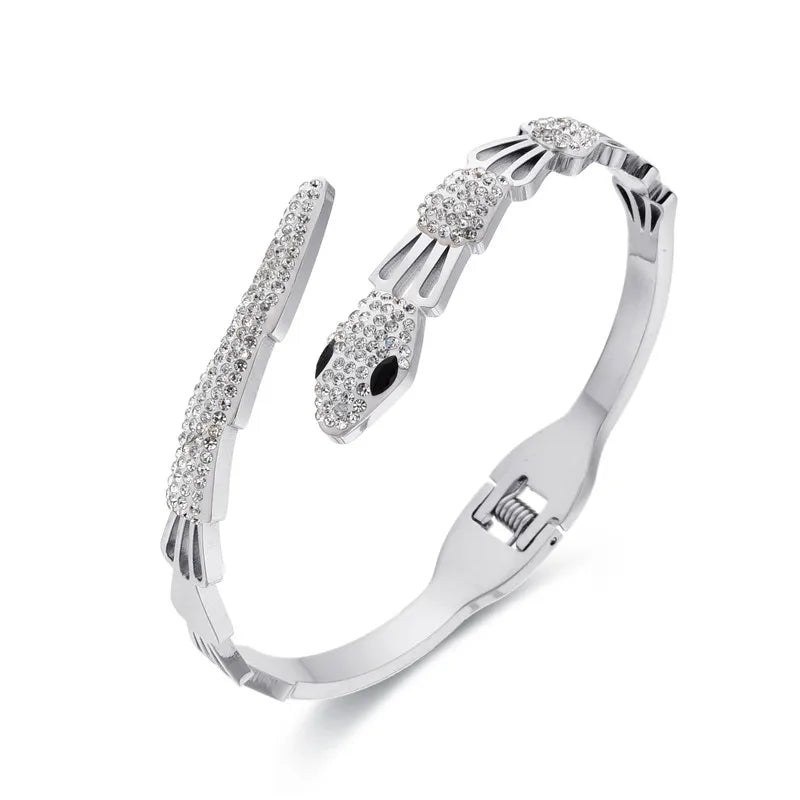 Bracelet Argenté Éclat Serpent Cristallin